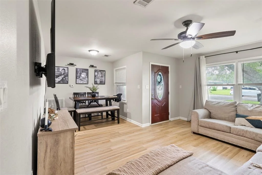 Photo of 915 Temple Drive