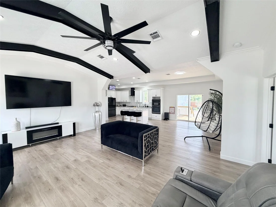 Photo of 2379 Road 5838
