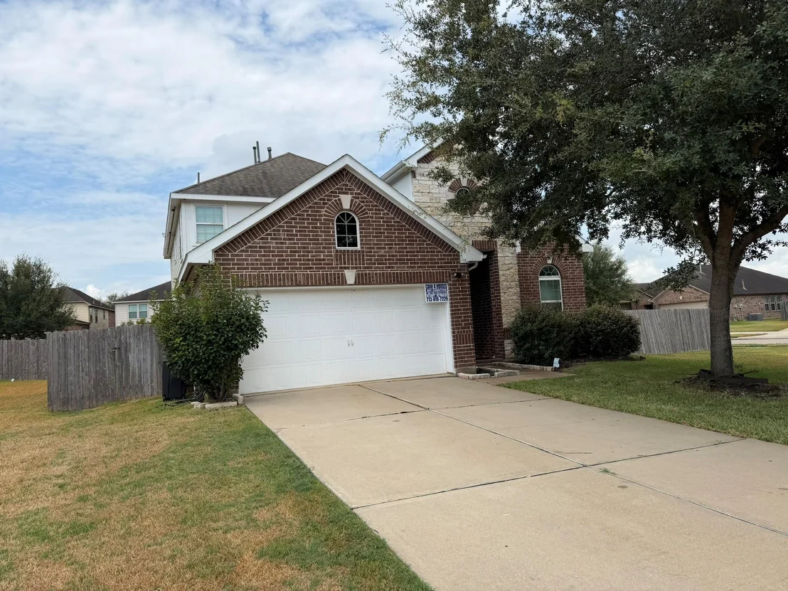 Photo of 5902 Carnaby Lane