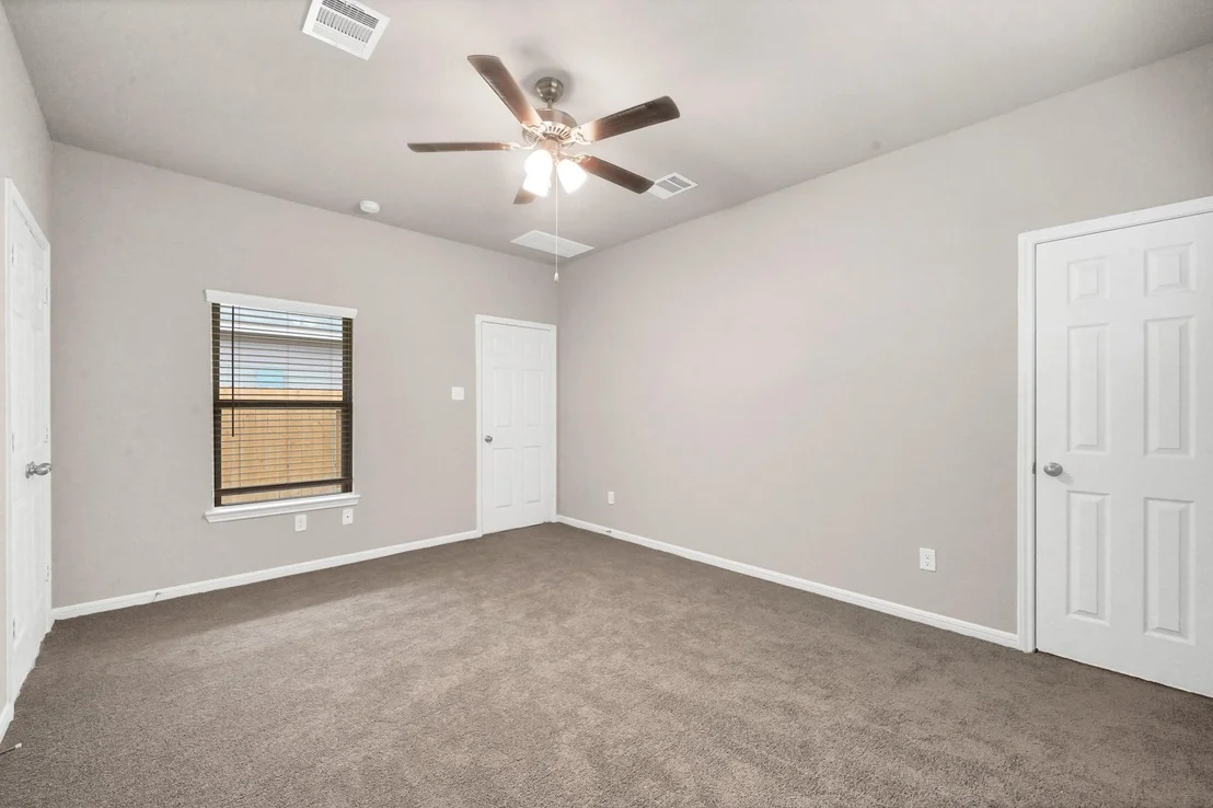 Photo of 214 Emerald Thicket Lane
