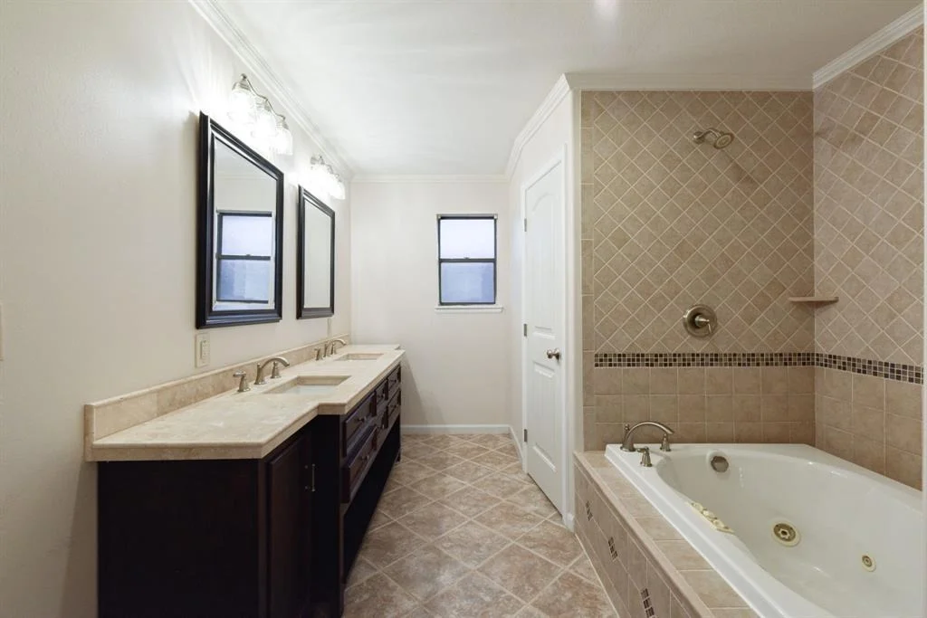 Photo of 405 Valley Brook Drive