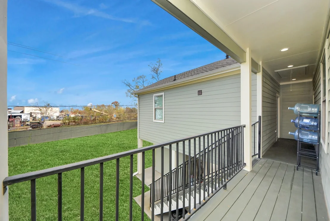 Photo of 6543 Crestford Lane