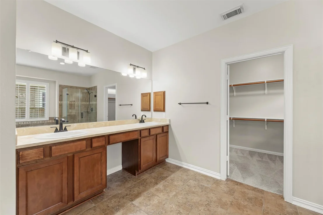 Photo of 31 Granite Path Place