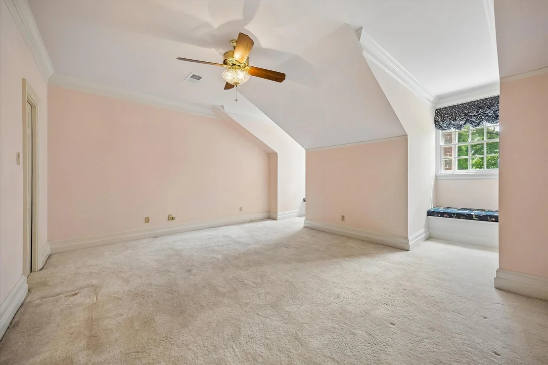 Photo of 1 Pine Briar Circle