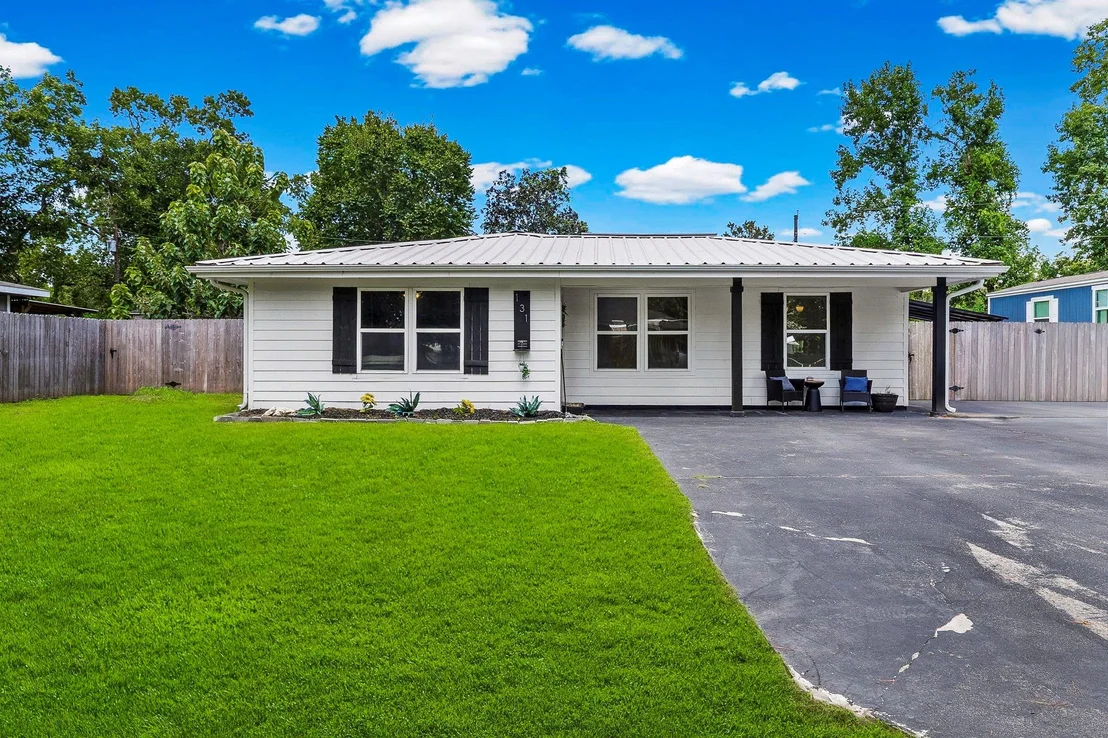 Photo of 131 County Road 2364