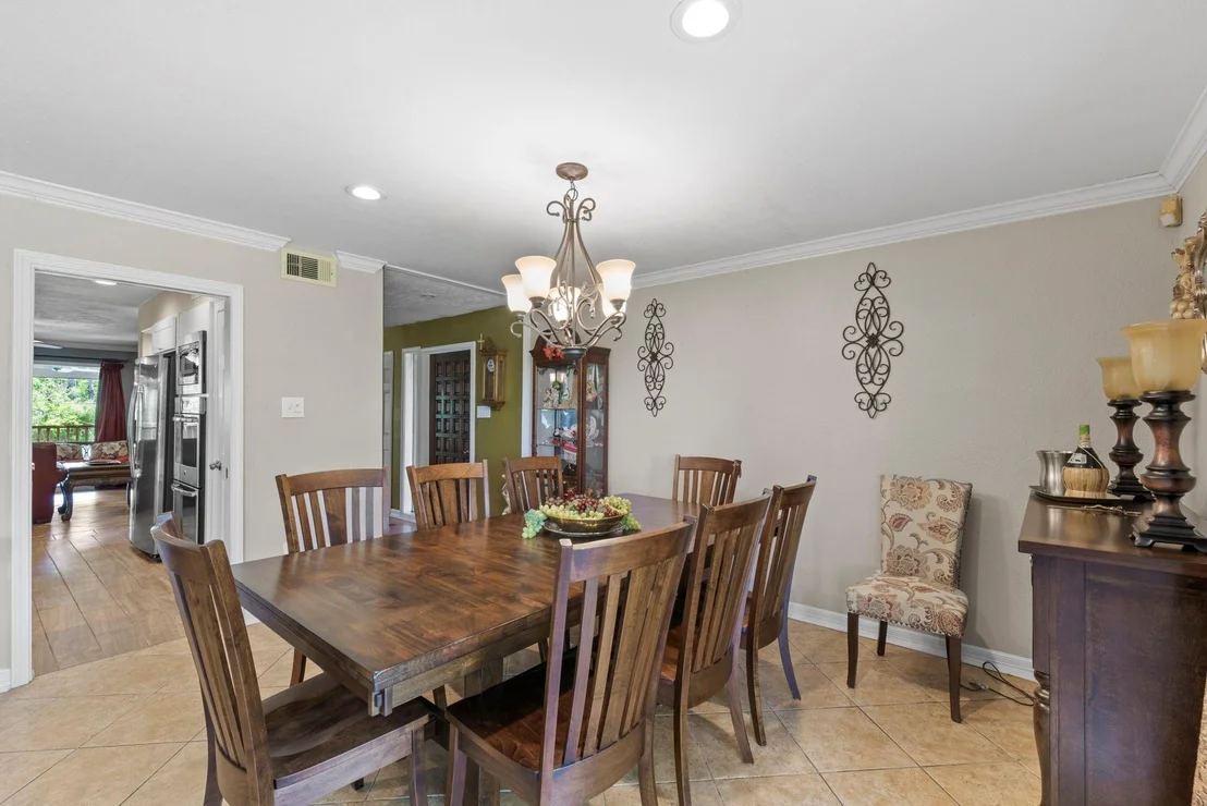 Photo of 707 Scenic Drive