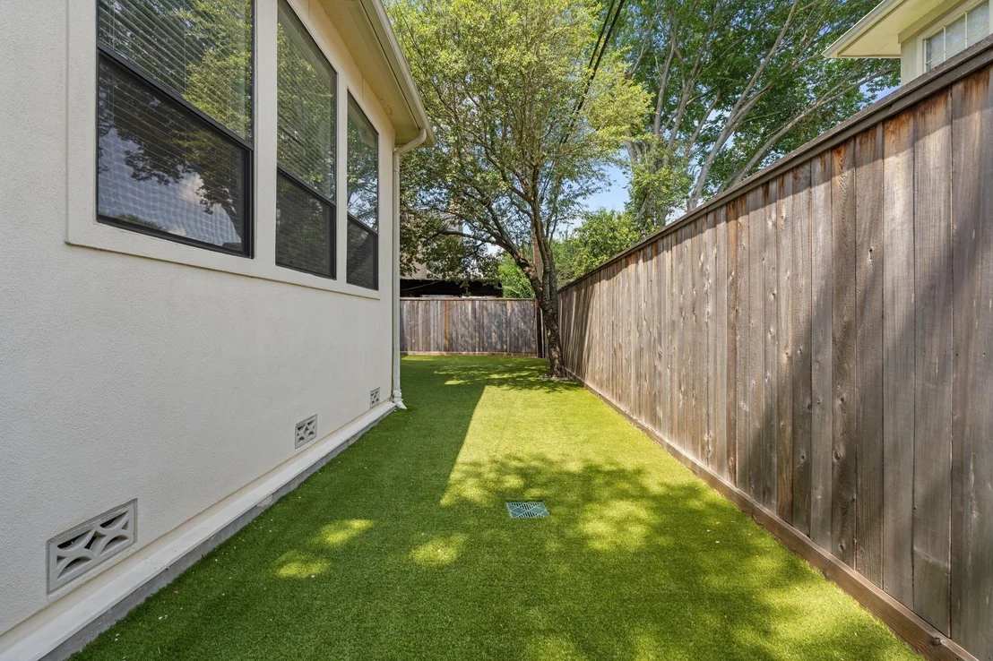 Photo of 5202 Patrick Henry Street