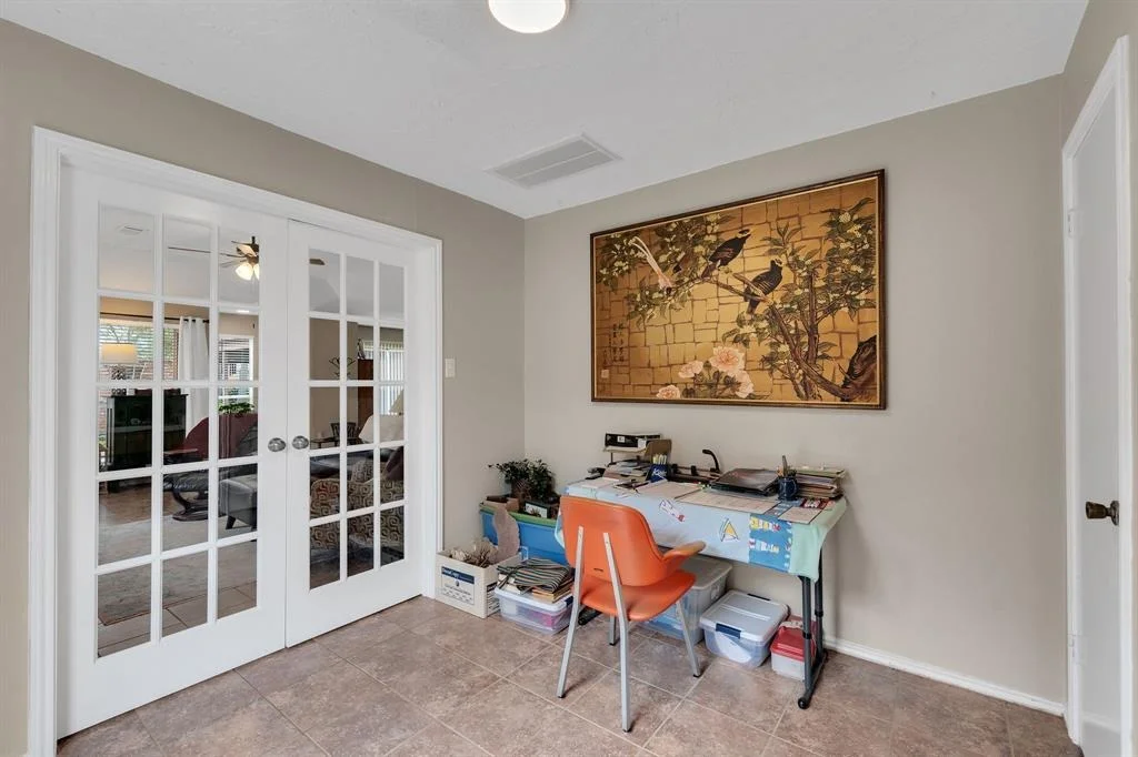 Photo of 6826 Bullinger Drive