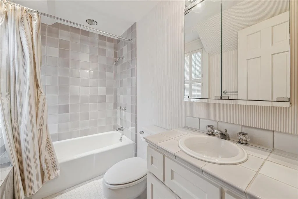 Photo of 8 Shadder Way