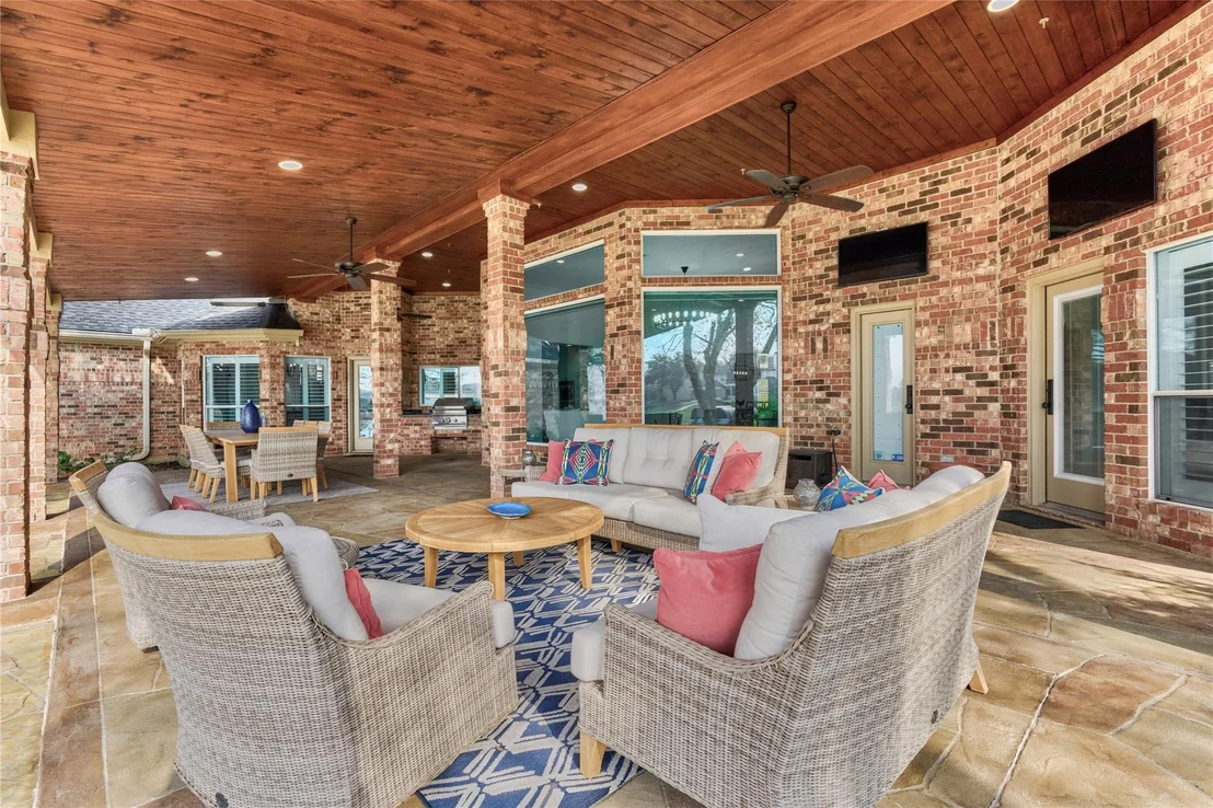 Photo of 83 Lake Estates Drive
