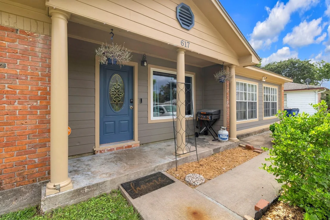 Photo of 617 Catalpa Street