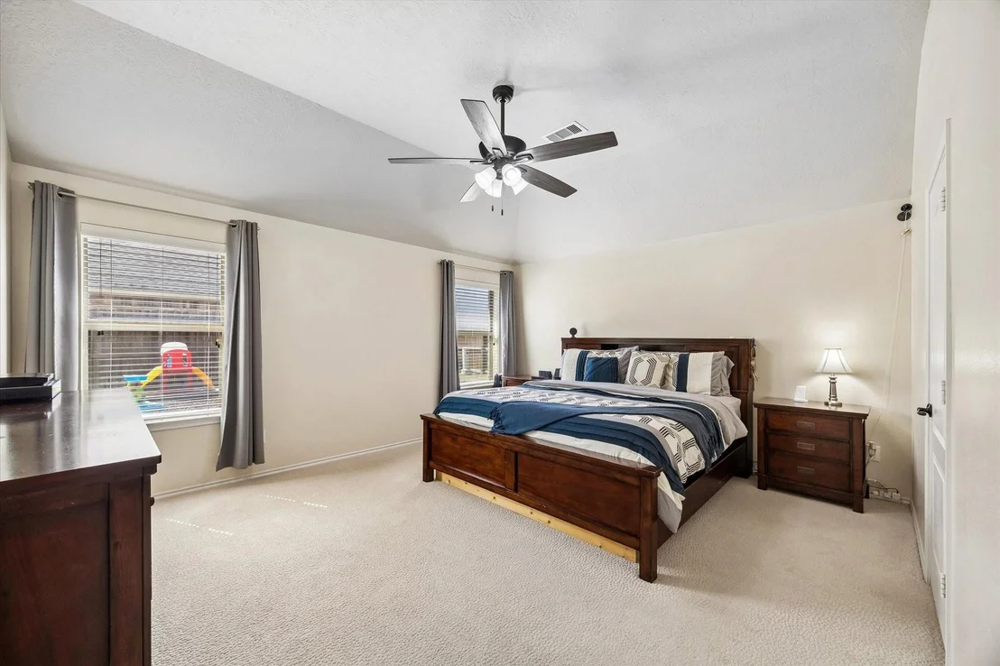 Photo of 1614 Colonial Crest Drive