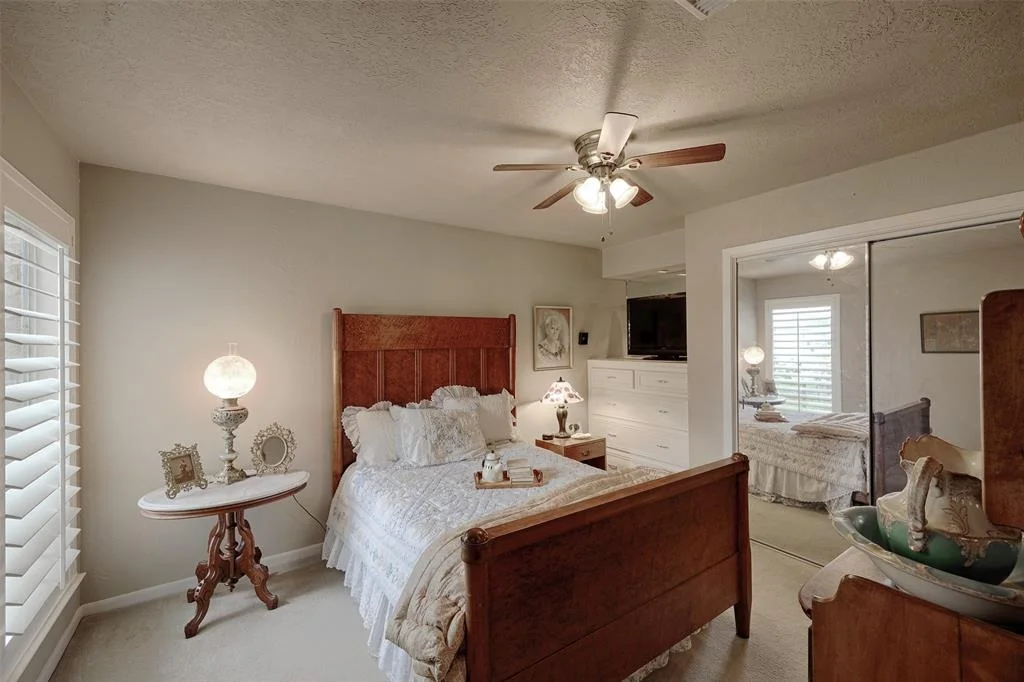 Photo of 900 Manchester Drive