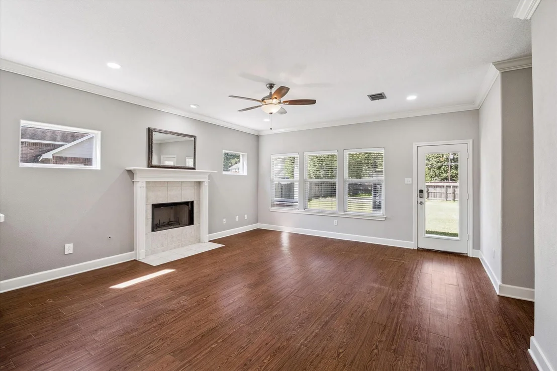 Photo of 8 Pine Way
