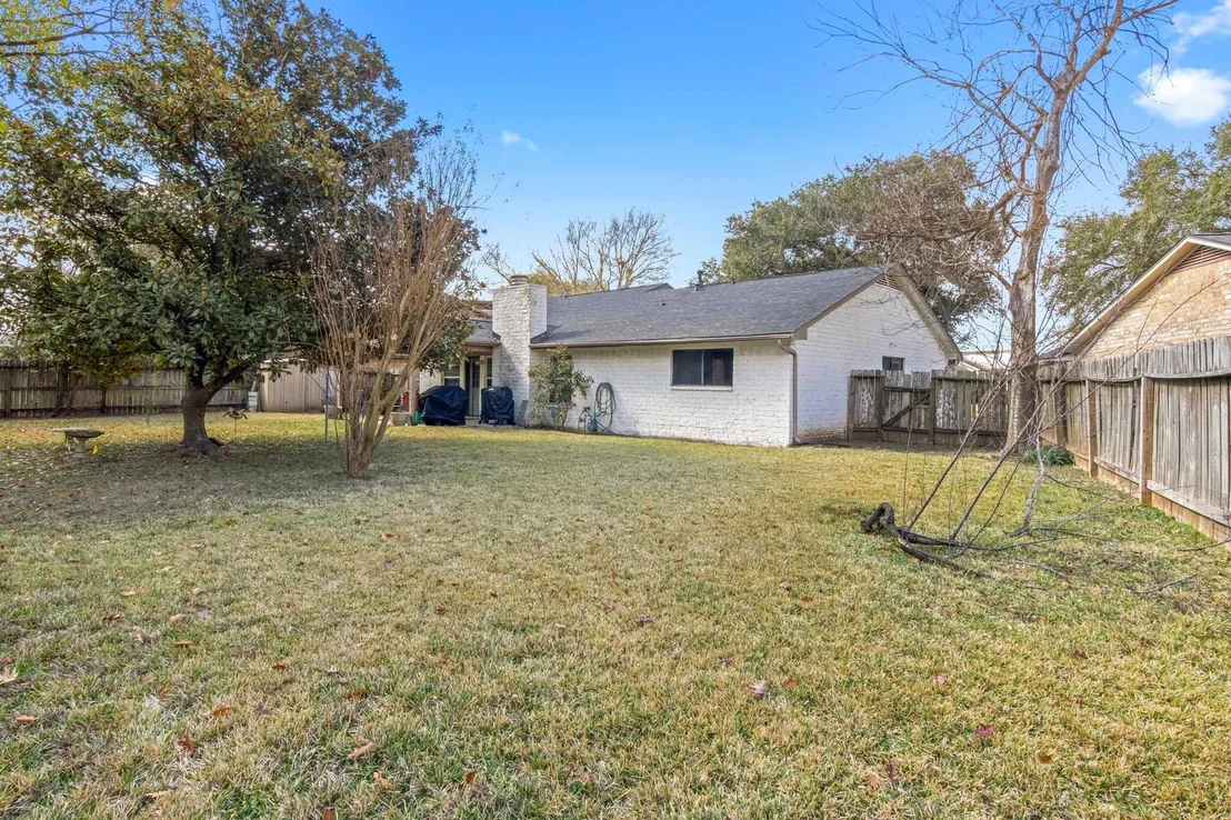 Photo of 2551 Buffalo Trail