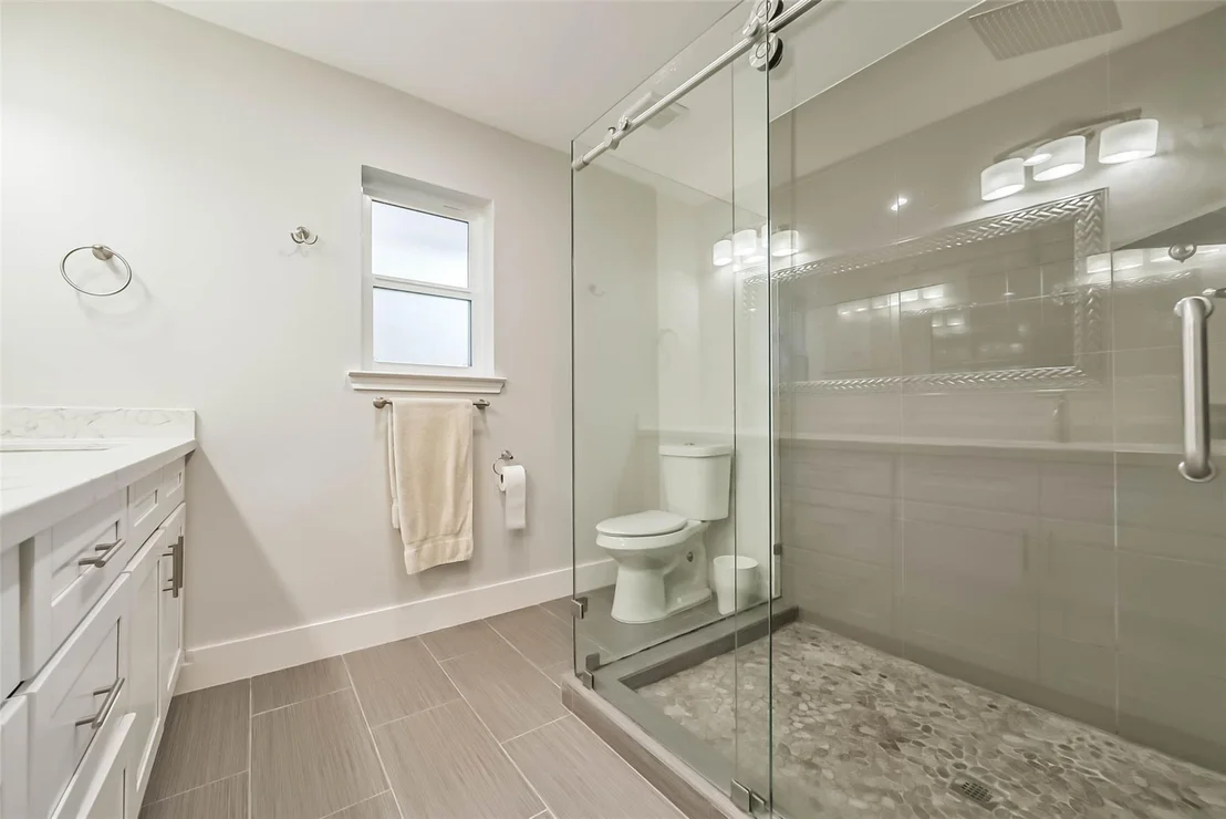 Photo of 5731 Grape Street