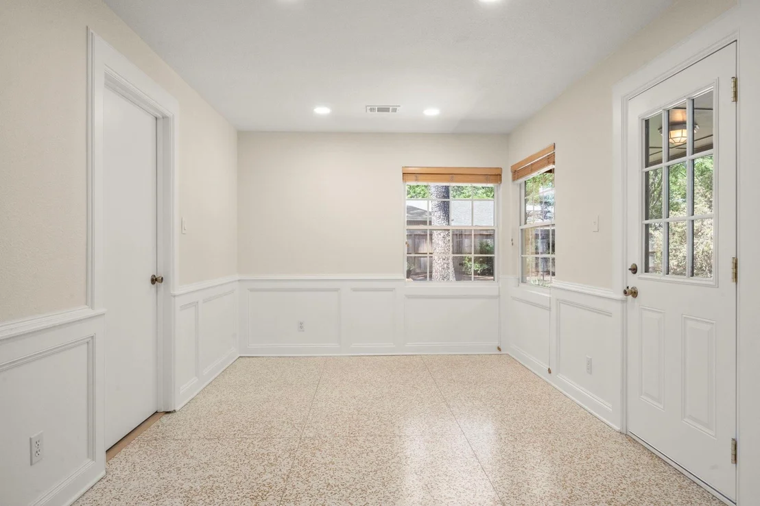 Photo of 518 Magic Oaks Drive