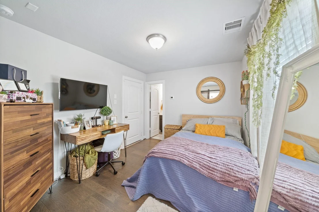 Photo of 1509 Grayson Oaks Place