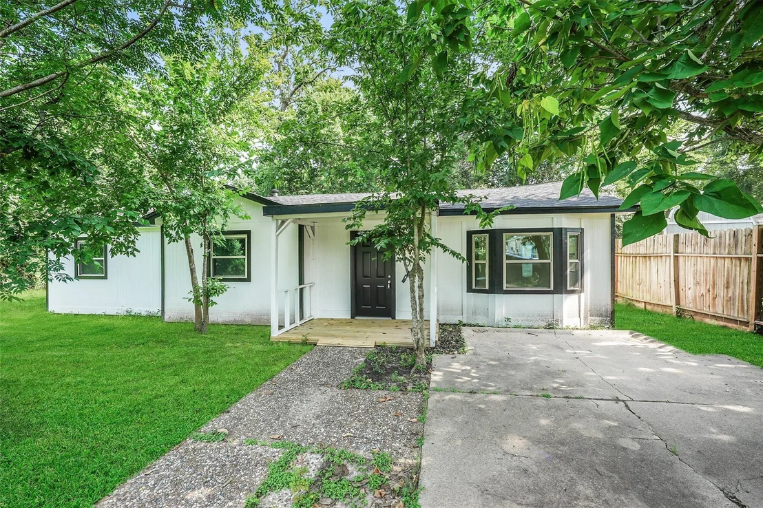 Photo of 725 Lafayette Street