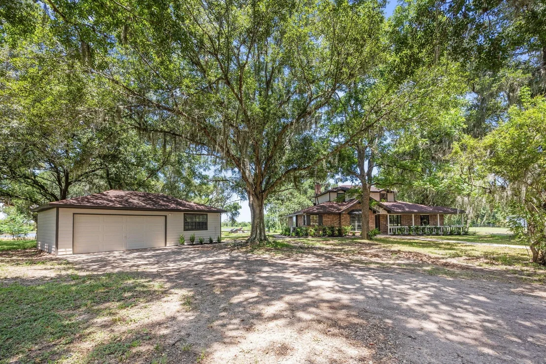 Photo of 21802 Lake View Road