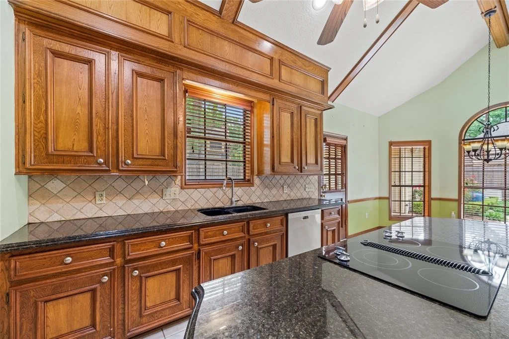 Photo of 1015 Deerfield Road