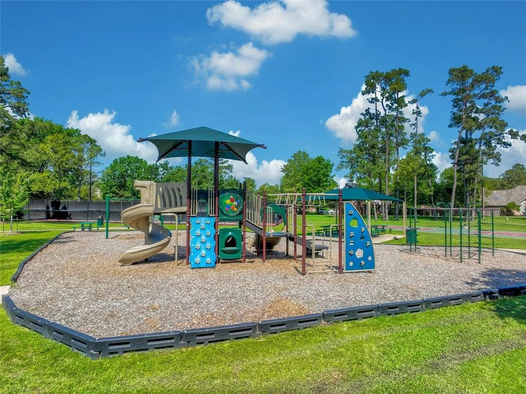 Photo of 15811 Chapel Lake Drive