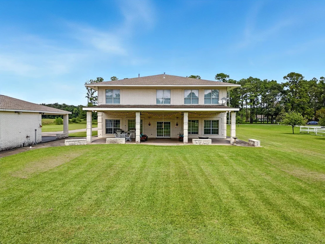 Photo of 15402 Long Road