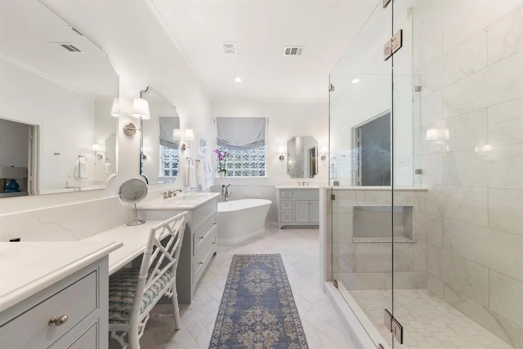 Photo of 2123 River Bend Way