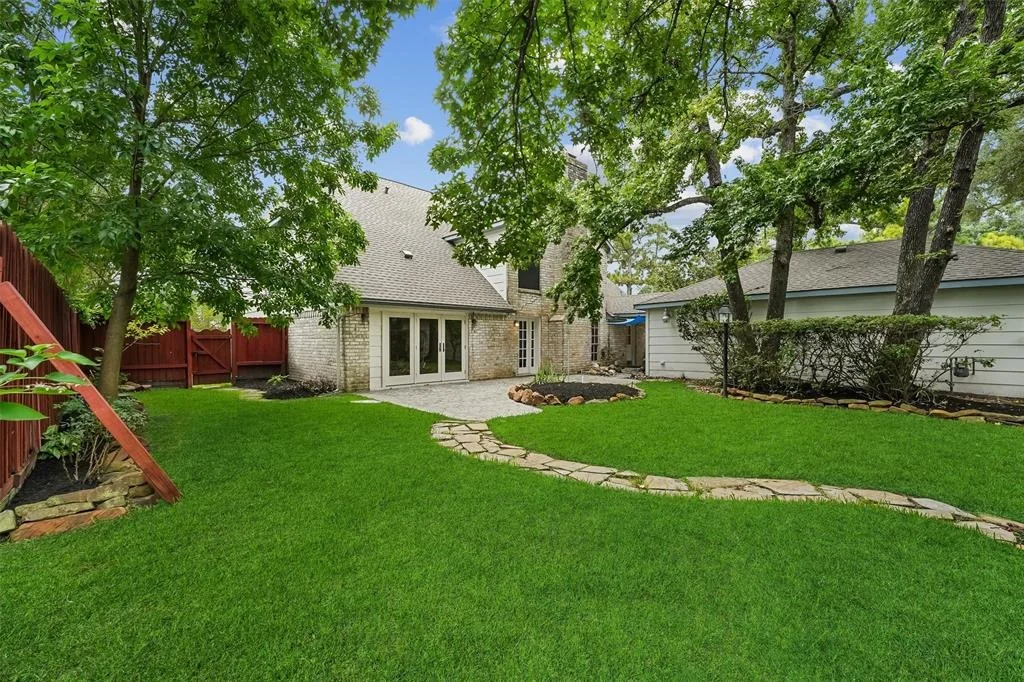 Photo of 8003 Hurst Forest Drive