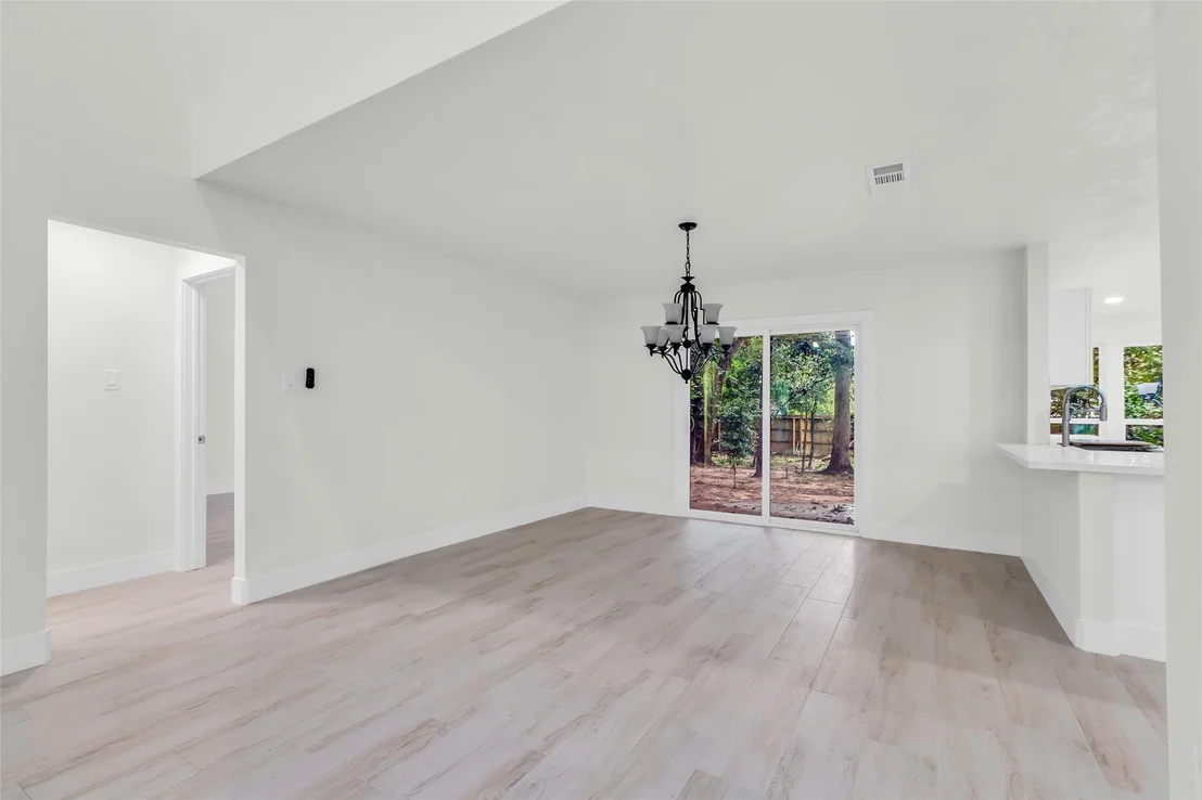 Photo of 1602 Pine Oak Drive