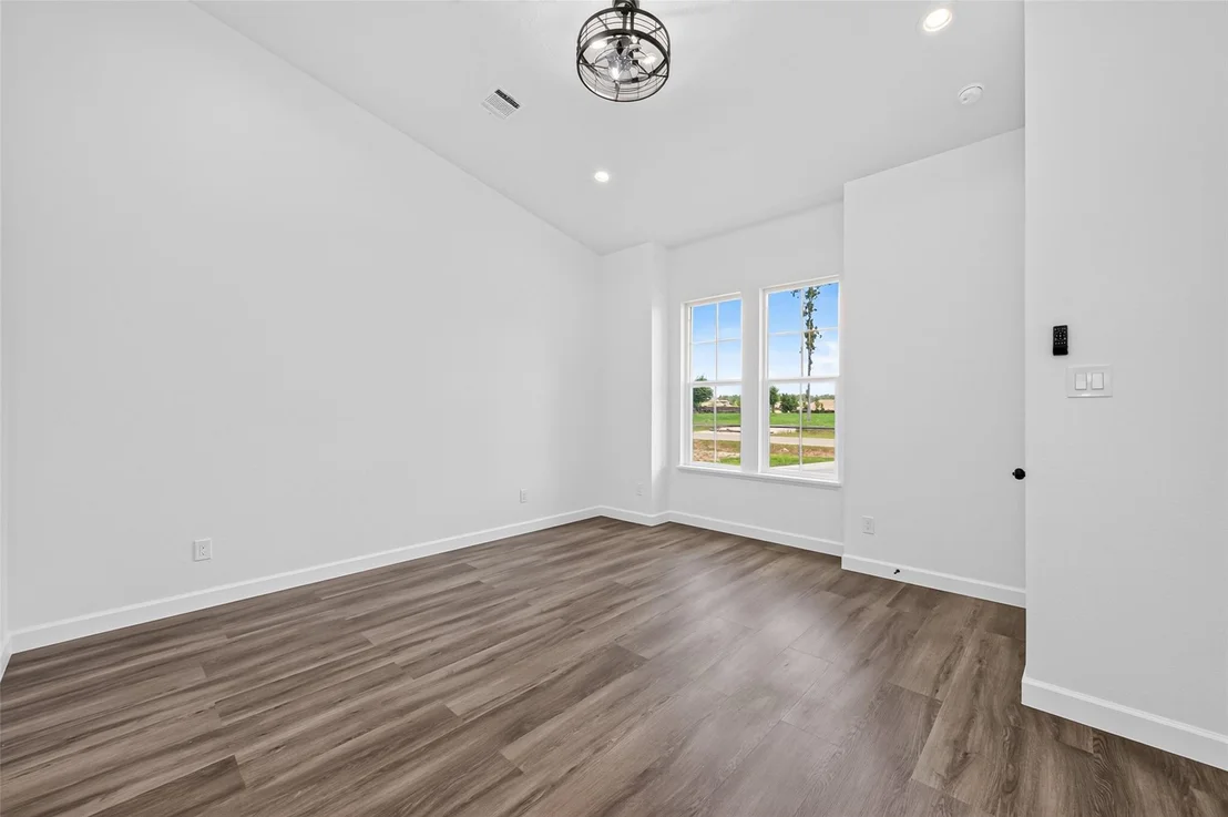 Photo of 1118 Peter Pine Street