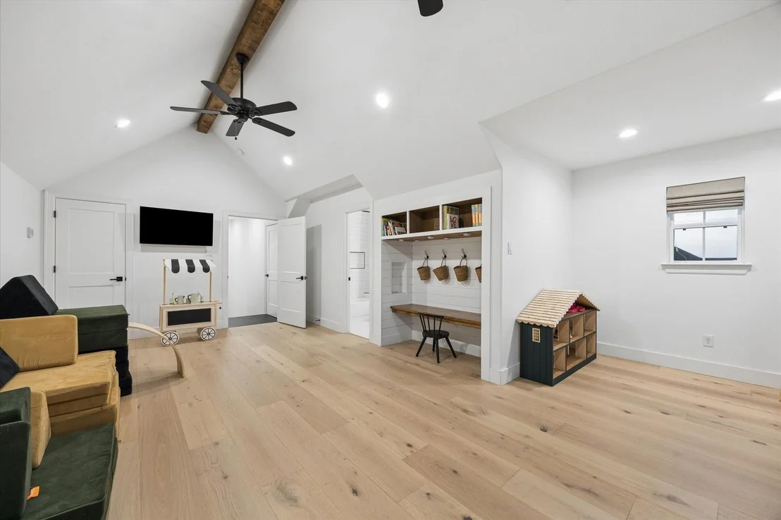 Photo of 5131 Timber Ridge Drive