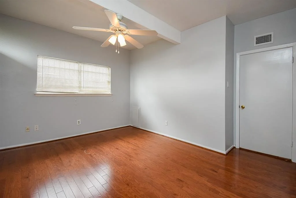 Photo of 7218 Tours Street