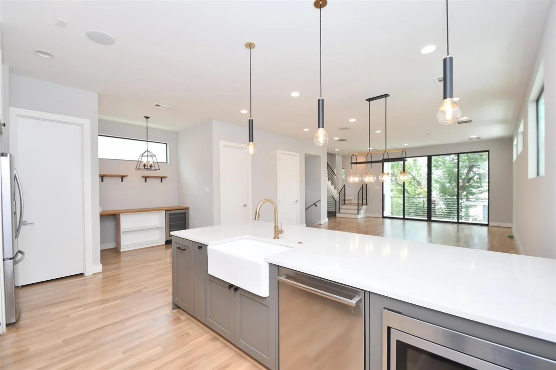 Photo of 818 Knox Street