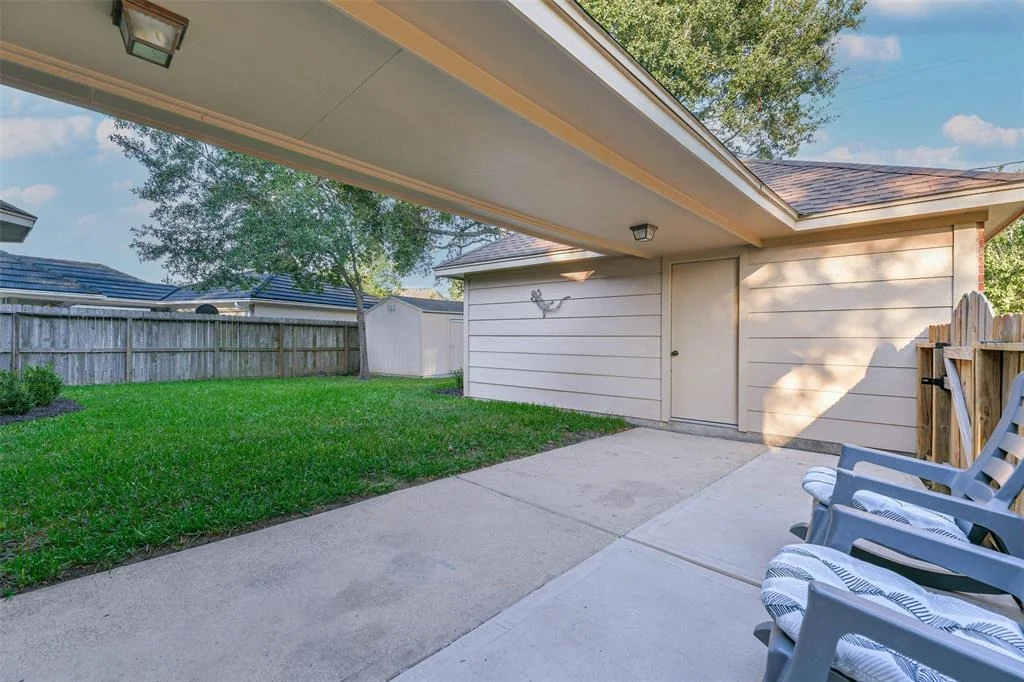 Photo of 4102 Lakepointe Forest Drive
