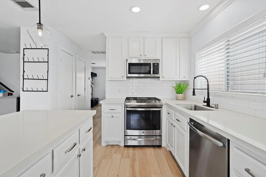 Photo of 5831 Silver Oak