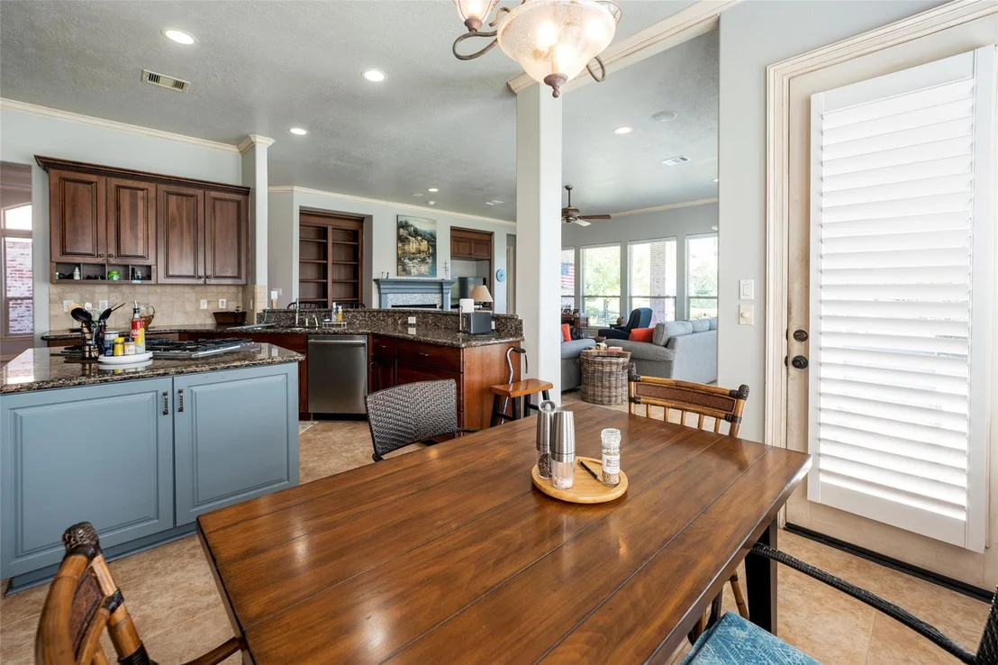 Photo of 115 Lake Sterling Gate Drive