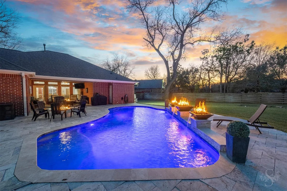 Photo of 3635 River Bend Drive