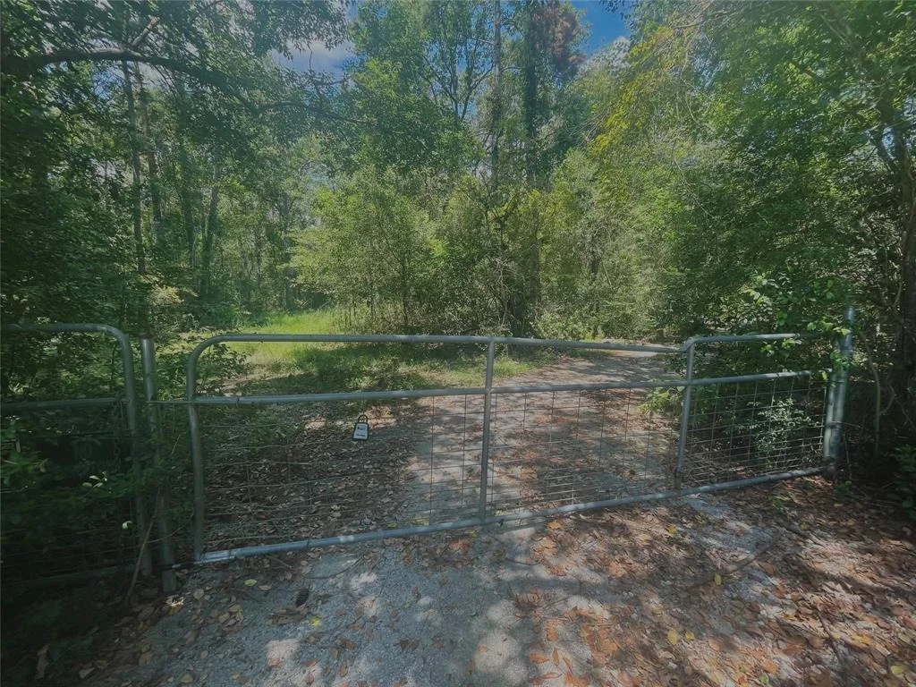 Photo of 20025 Heights Blvd