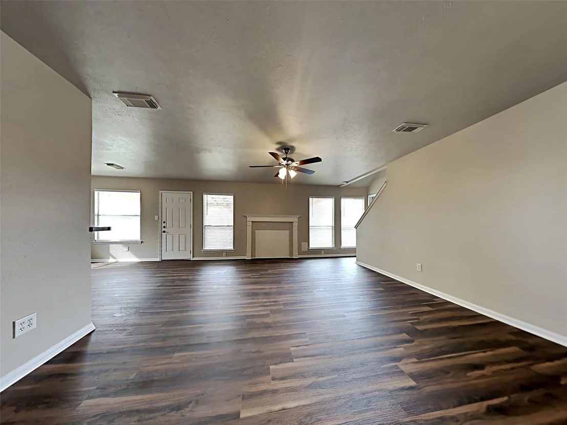 Photo of 1723 Forestburg Drive