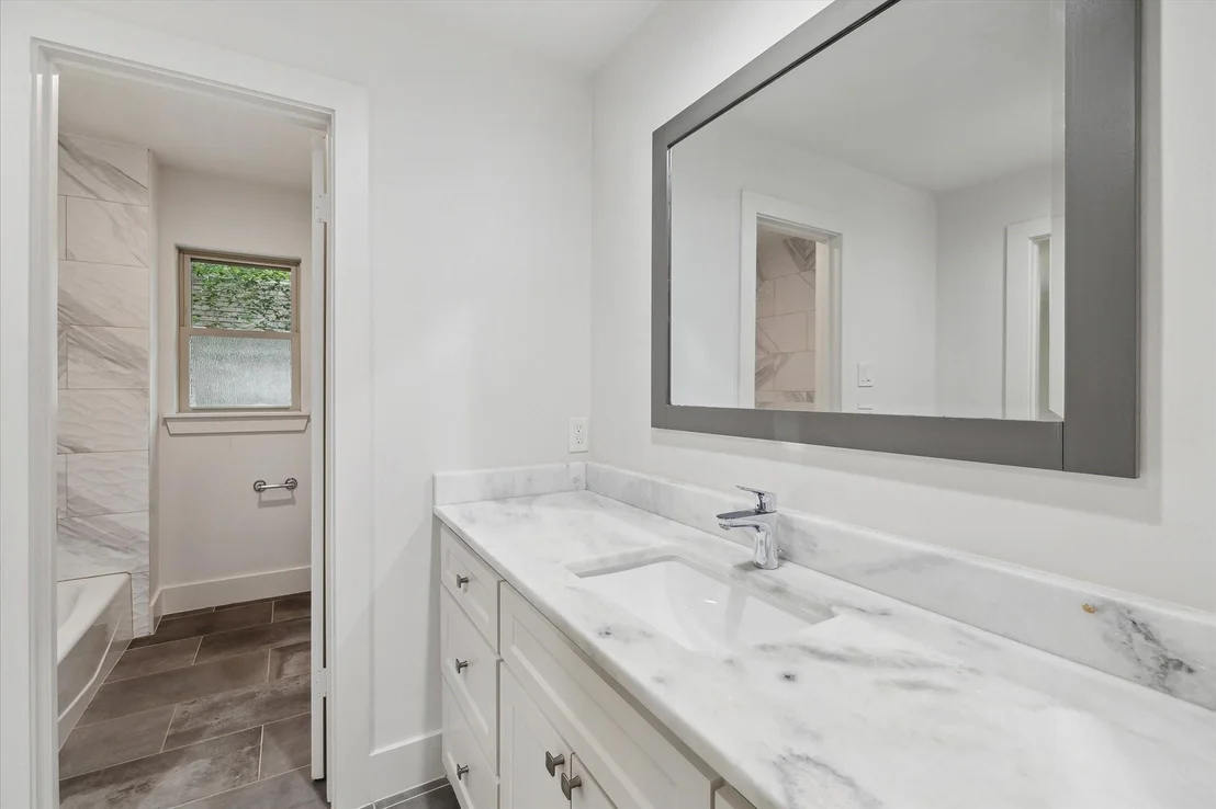 Photo of 2819 W Wildwind Circle