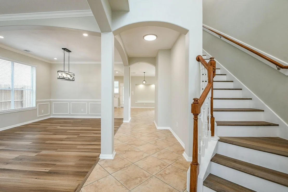 Photo of 815 Robins Way