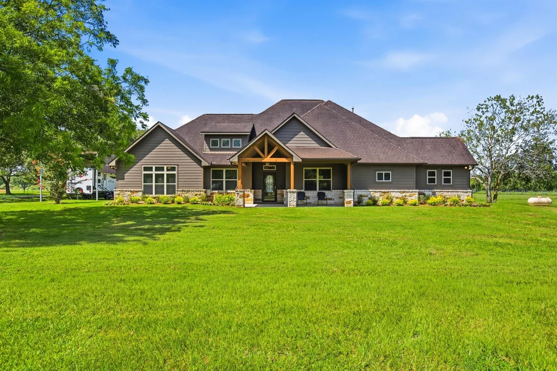 Photo of 2603 River Road