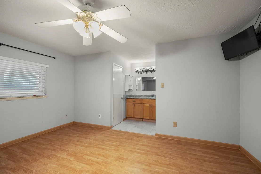 Photo of 23826 Lestergate Drive