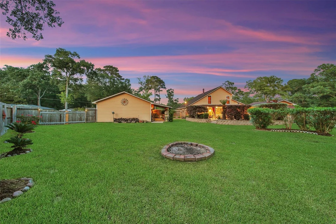 Photo of 360 Hollyglenn Street