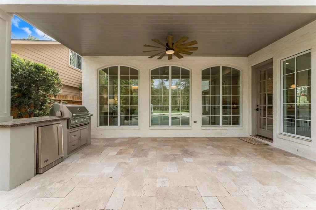 Photo of 184 W Shadowpoint Circle