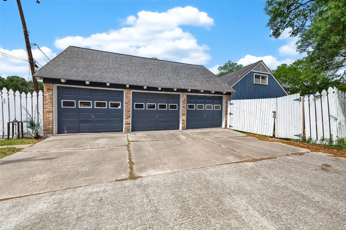 Photo of 2310 Fenwood Drive