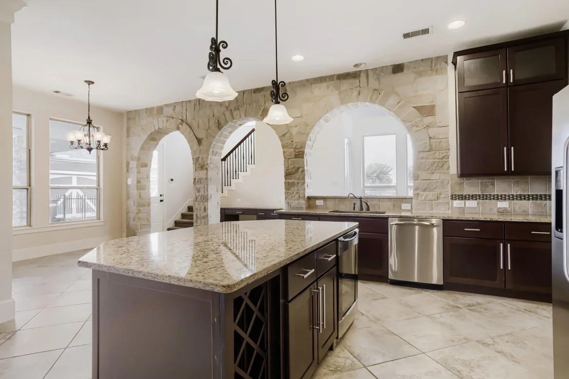 Photo of 5106 Water Oak Crescent