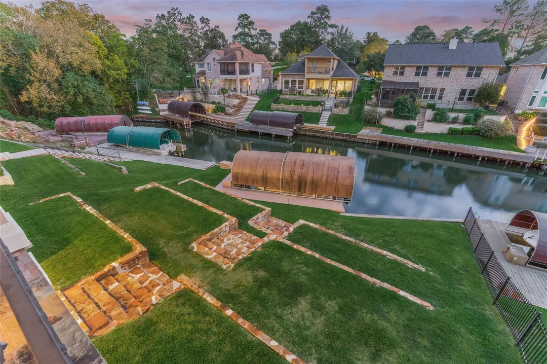 Photo of 12323 Longmire Cove
