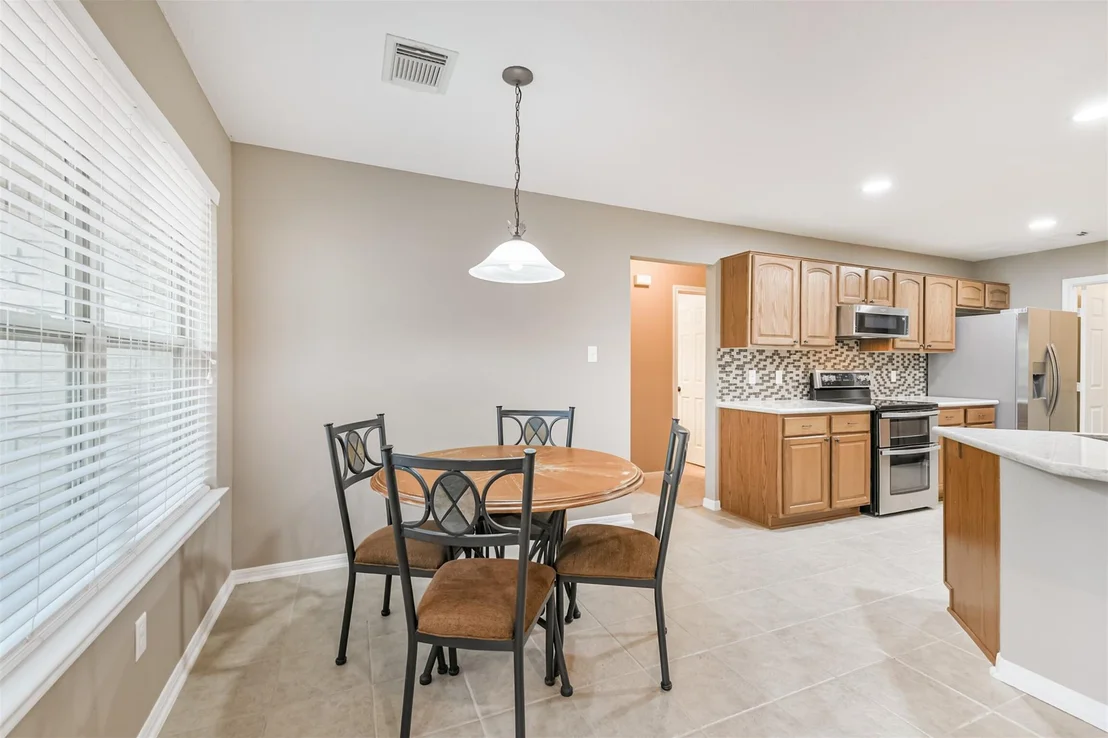 Photo of 10 Twinstone Court